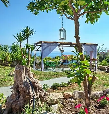 Orfeas Hoyse 1 Case de vacanță *