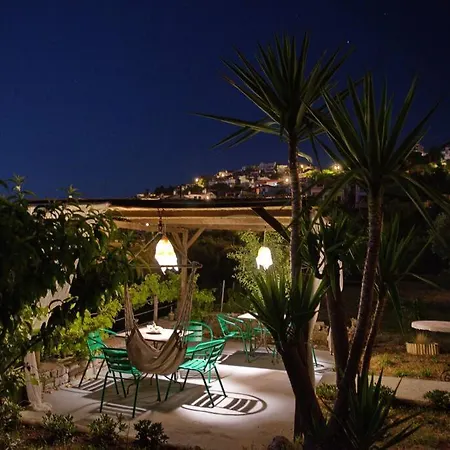 Orfeas Hoyse 1 Case de vacanță